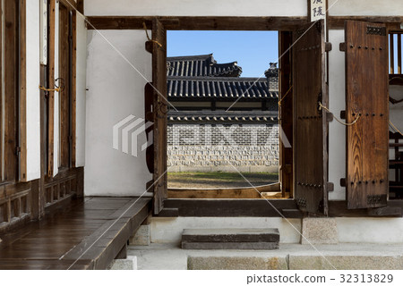 首爾中區南山谷韓屋村 32313829