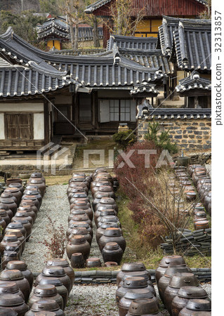 Jongdok, Yinhyeonghyeol, Nonsan, Chungnam 32313857