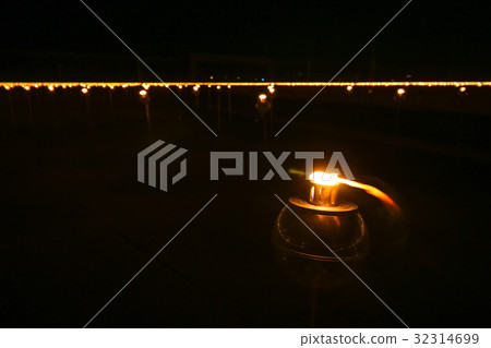 candle to pay respect to lord buddha on Makabucha candle to pay respect to lord buddha on Makabucha 32314699