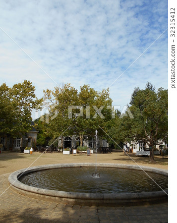 Kawazu Bagatelle Park Kawazu Bagatelle Park 32315412