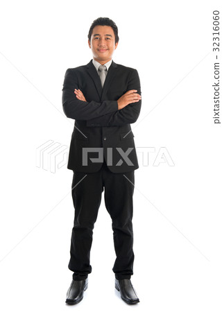 Full body Asian businessman arms crossed Full body Asian businessman arms crossed 32316060