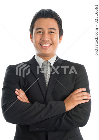 Asian businessman arms crossed Asian businessman arms crossed 32316061