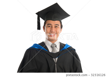 University student graduation portrait University student graduation portrait 32316126