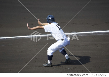 High School Baseball Runner Coach 32317207