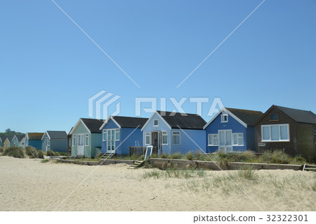 Beach House 32322301