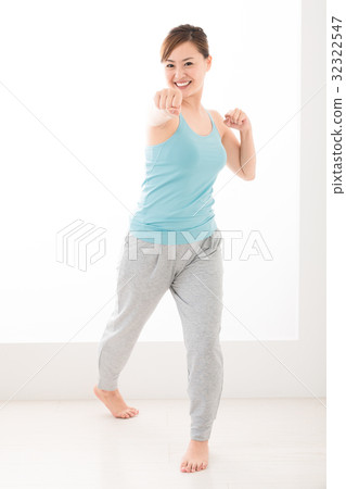 健身女士 32322547