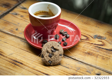 Coffee concept for design and advertisement Coffee concept for design and advertisement 32322933