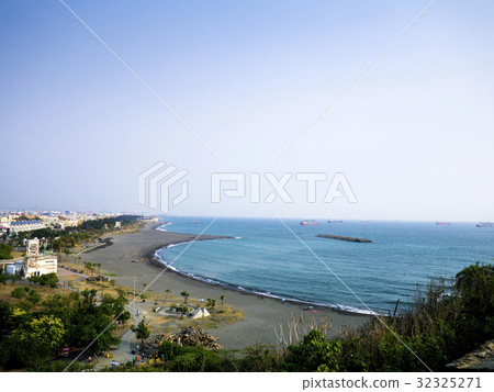 Taiwan Kaohsiung Qijin Flag Rear Fortress Overlooking Qijin Beach 32325271