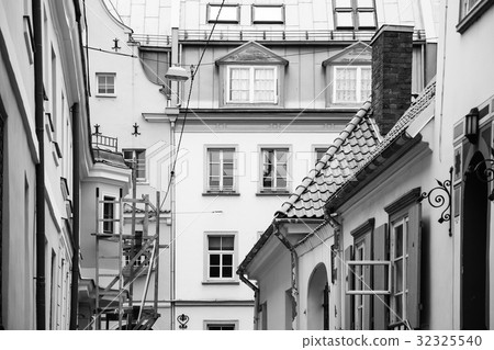residential houses in old town of Riga city residential houses in old town of Riga city 32325540