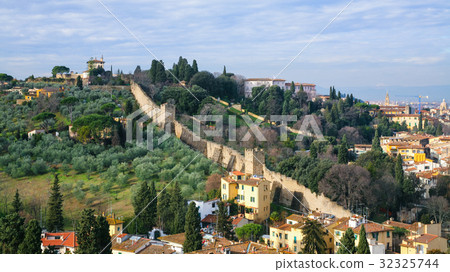 above view of gardens and wall of Giardino Bardini above view of gardens and wall of Giardino Bardini 32325744