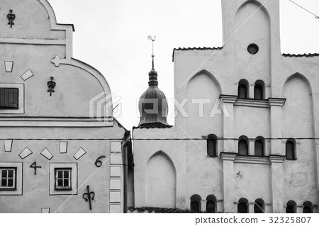 facade of medieval houses in Riga city in autumn 32325807