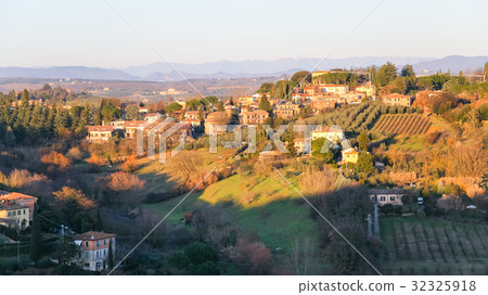 country houses and gardens in Siena city on hills 32325918