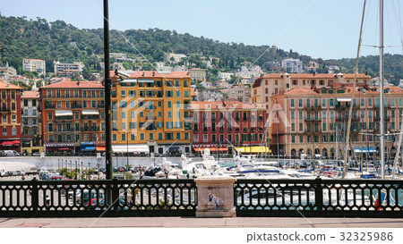view of old port from quay in Nice city 32325986