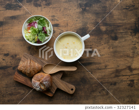 Breakfast image 32327141