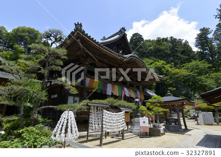 Okadera main temple 32327891