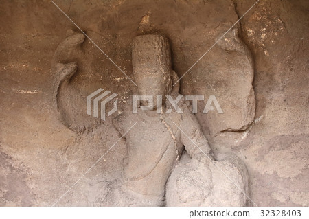 在印度旅行86：Ajanta Cave Temple in touch第17部分：古代石像第20部分 32328403