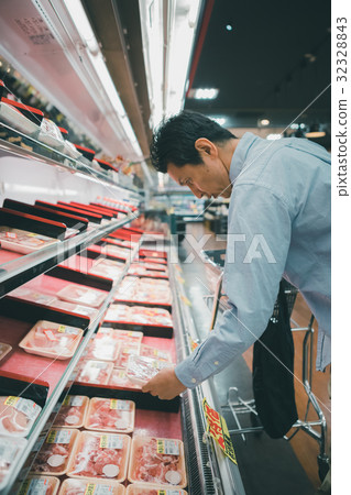 super market, supermarket, gents 32328843