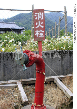 Fire hydrant 32338717