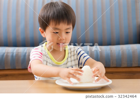 飯糰和男孩 32342464