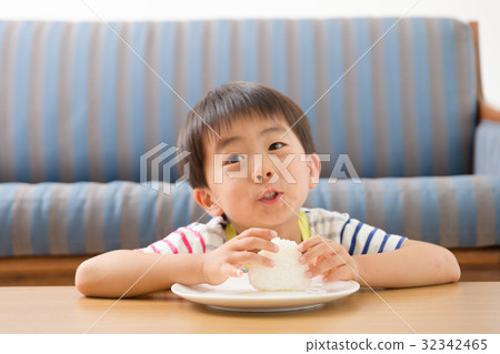 飯糰和男孩 32342465