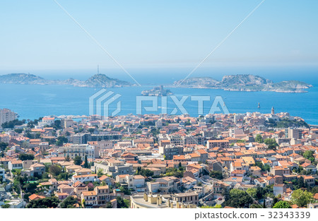 Cityscape of Marseille 32343339