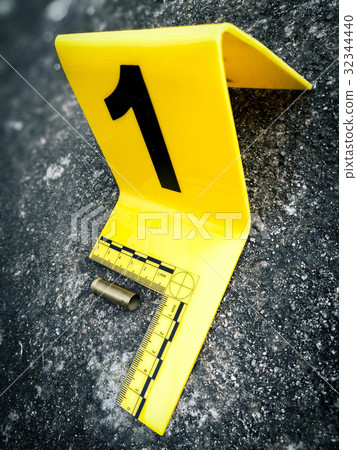 Photograph scene of evidence examination 32344440