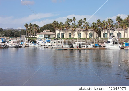 USA West Coast California resort on the outskirts of San Diego, a quiet cove at Mission Bay USA West Coast California resort on the outskirts of San Diego, a quiet cove at Mission Bay 32348075