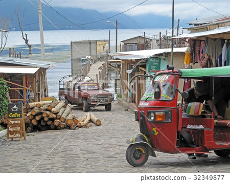 Auto tricycle, used for taxi, San Juan, Guatemala 32349877