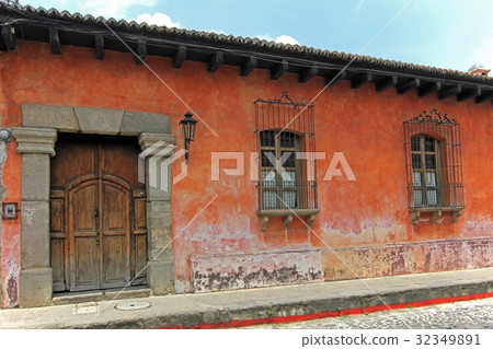 Colorful houses in Antigua, Guatemala, Central Colorful houses in Antigua, Guatemala, Central 32349891