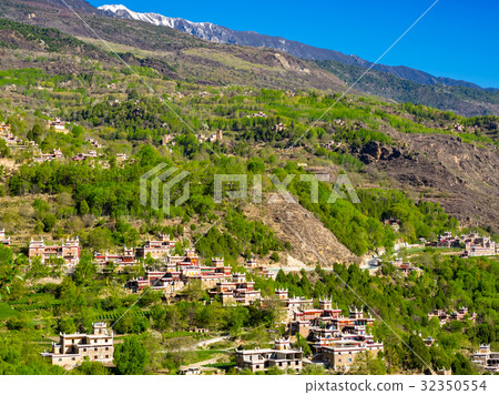 View of Jaiju Tibetan Village in Sichuan 32350554
