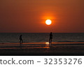 Sunset in Kota Kinabalu, Sabah, Malaysia 32353276