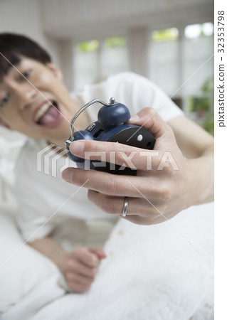 Male image oversleeping Male image oversleeping 32353798