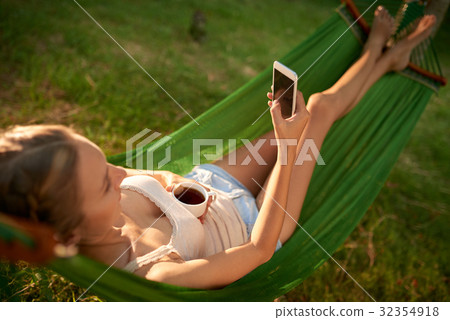 Capturing Lovely Moments Capturing Lovely Moments 32354918