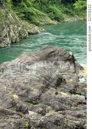 Japan's oldest stone discovery area Japan's oldest stone discovery area 32358221