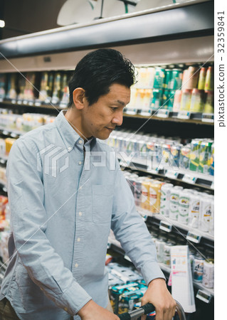 super market, supermarket, beer 32359841