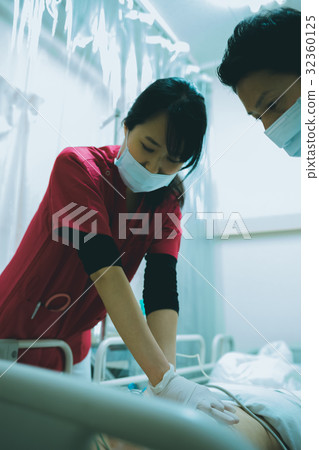 男人 男 男性 32360125