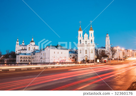 Vitebsk, Belarus. Traffic At Street And Holy Vitebsk, Belarus. Traffic At Street And Holy 32360176