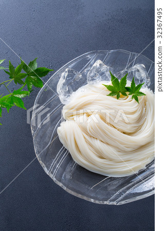 麺 32367495