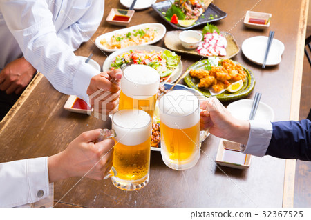 生啤酒敬酒 32367525