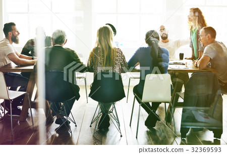 Business people having a meeting 32369593