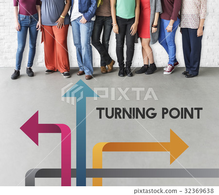 Group of people make a decision on their path Group of people make a decision on their path 32369638