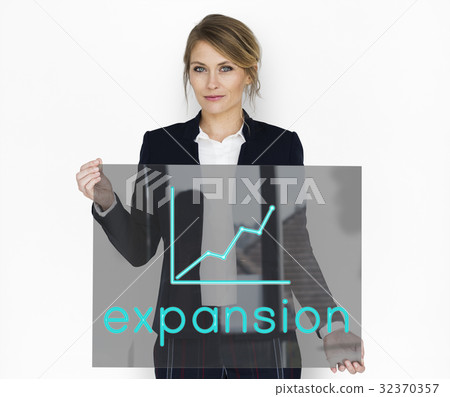 A good business plan is needed to success. 32370357