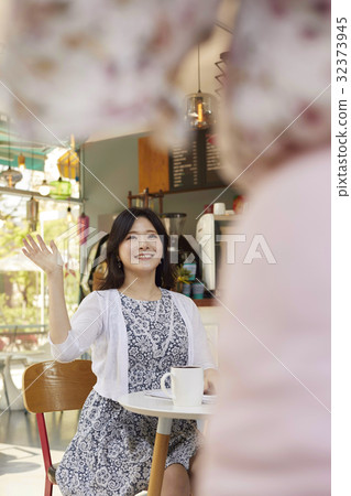 Young woman, Cafe Young woman, Cafe 32373945