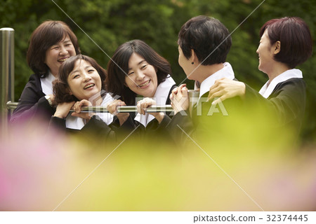 Girl, alumni 32374445