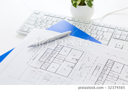 Real estate image 32374565