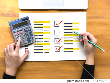 businessman SURVEY and Results Analysis Concept 32374685
