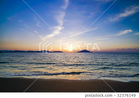 Shikanoshima Katsuma海岸日落視圖 32376149