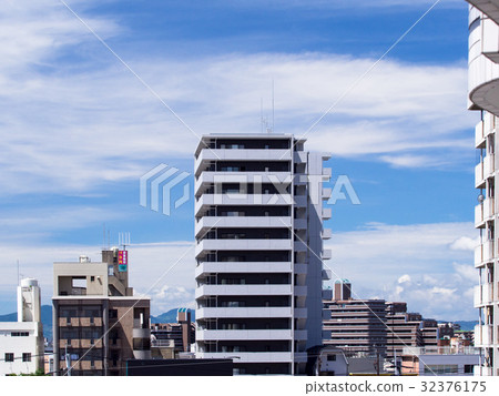 藍天和城市景觀 32376175