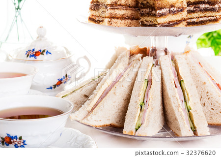 Afternoon tea set 32376620