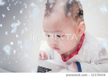 asian baby boy learning 32378439